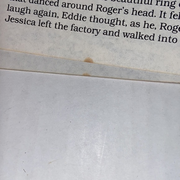 A Golden Book Who Framed Roger Rabbit 1988 “A Different Toon” Vintage Book - Picture 5 of 12